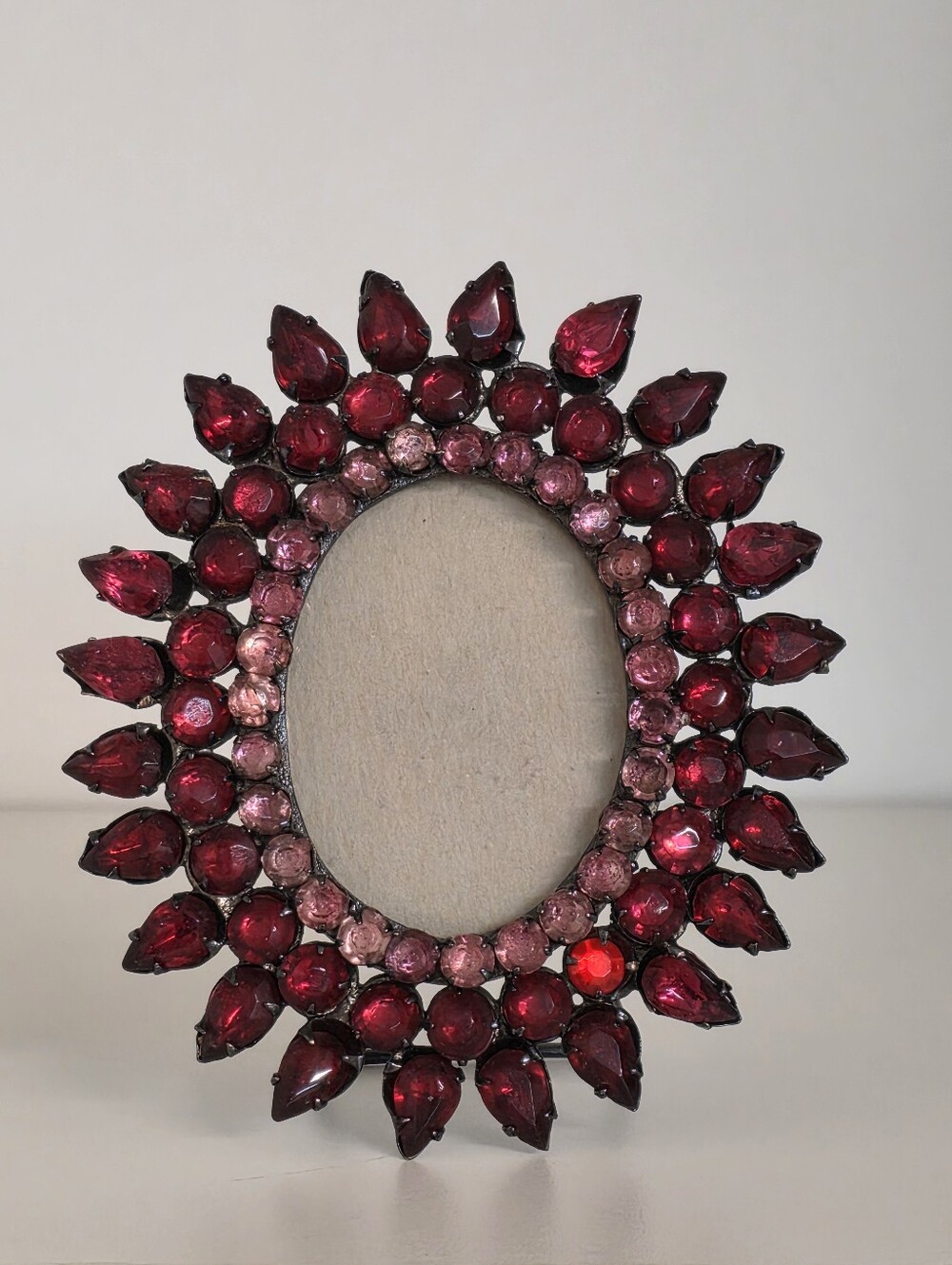 Papyrus Dual-Layer Jeweled Tabletop Frame